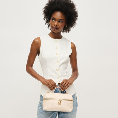 Woman wearing Ivory Urban Expressions Richie Crossbody 840611151957 View 1 | Ivory