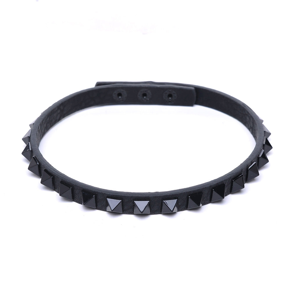 Product Image of Urban Expressions Bentley Bracelet 818209020626 View 1 | Black