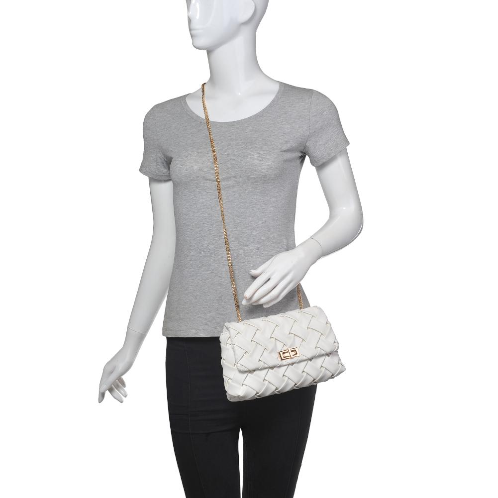 Product Image of Urban Expressions Teagan Crossbody 840611129994 View 5 | White