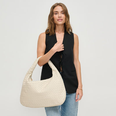 Woman wearing Oatmilk Urban Expressions Victoria Hobo 840611140821 View 1 | Oatmilk