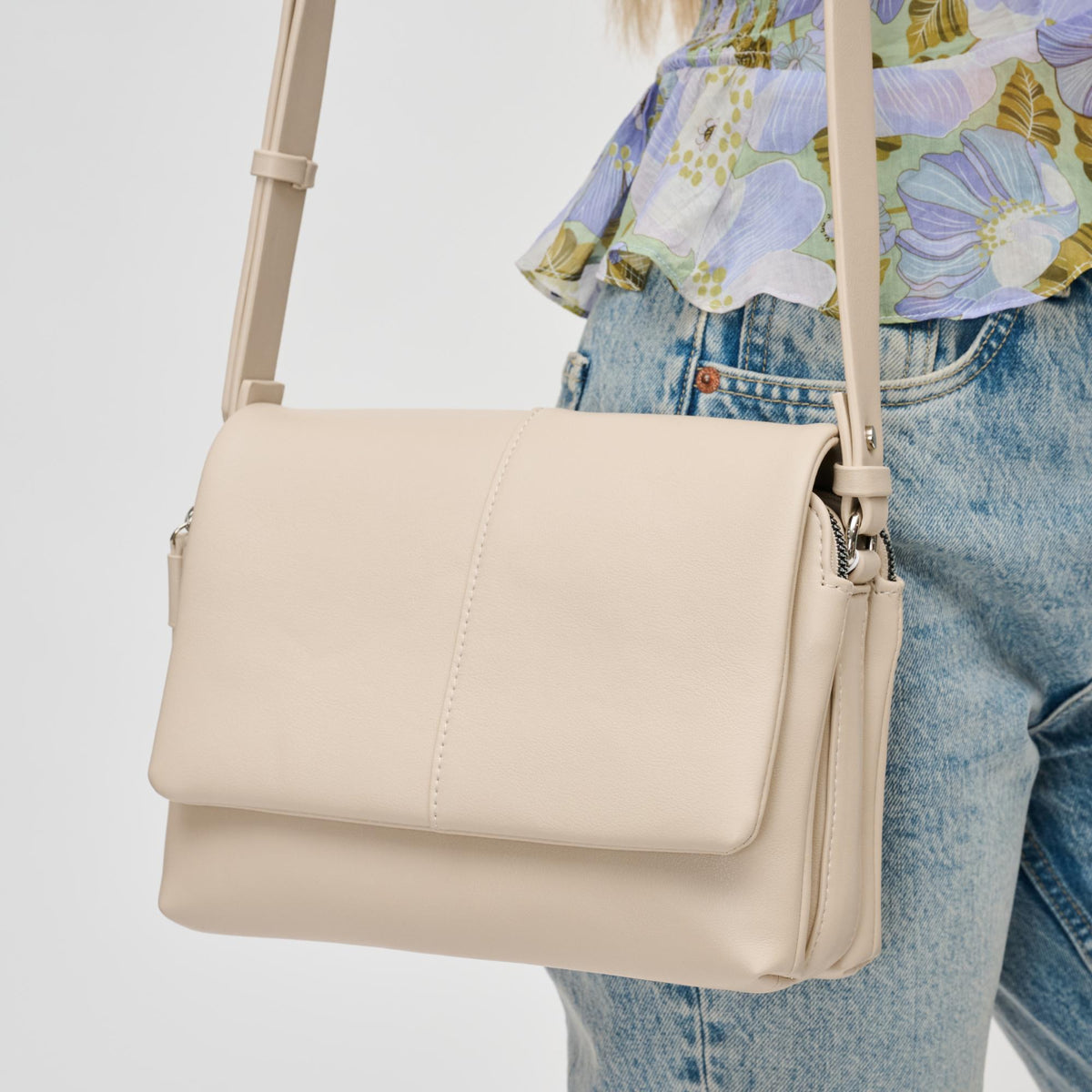 Woman wearing Ivory Urban Expressions Avonlea Crossbody 840611130211 View 4 | Ivory