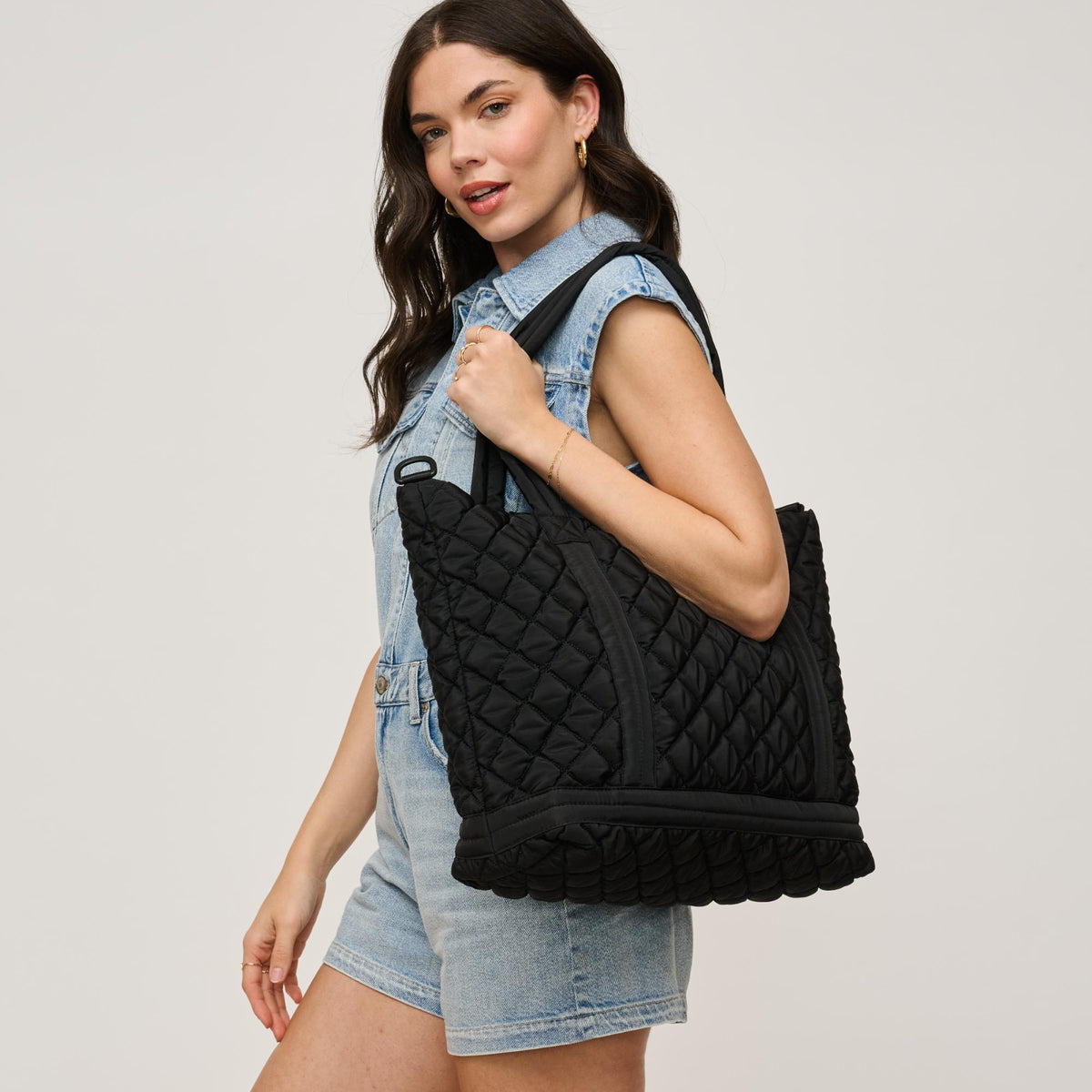 Woman wearing Black Urban Expressions Lanya Tote 840611141552 View 2 | Black