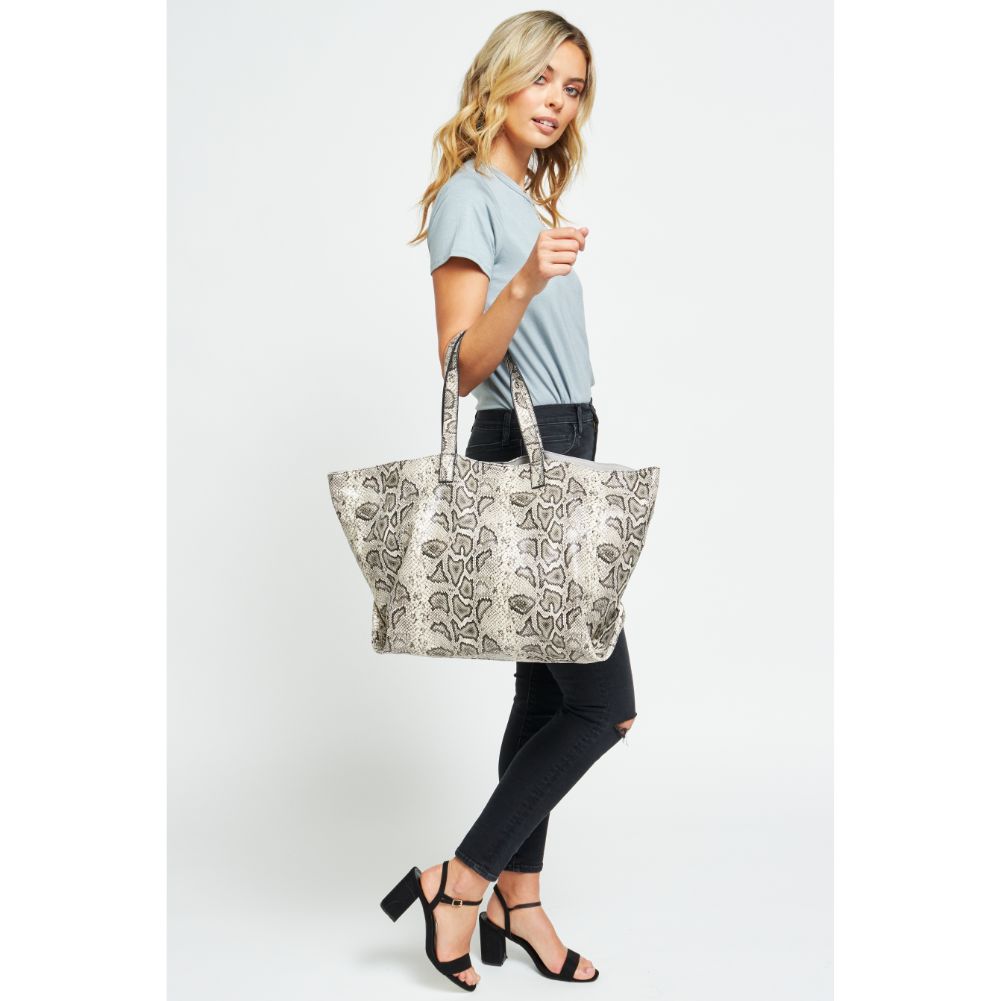 Woman wearing Black White Urban Expressions Mylah Tote 840611176448 View 3 | Black White