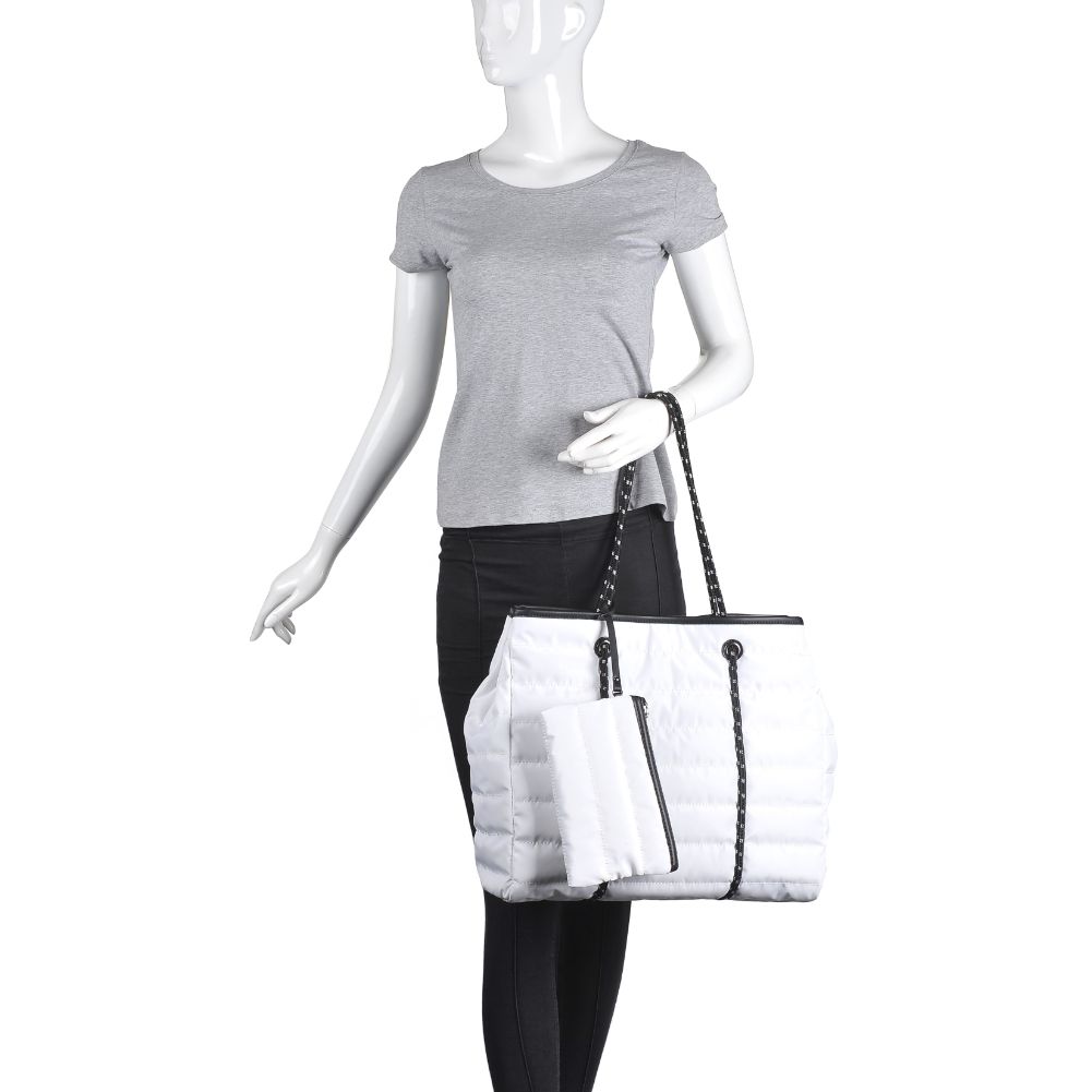 Product Image of Urban Expressions Mia Tote 840611172105 View 3 | White