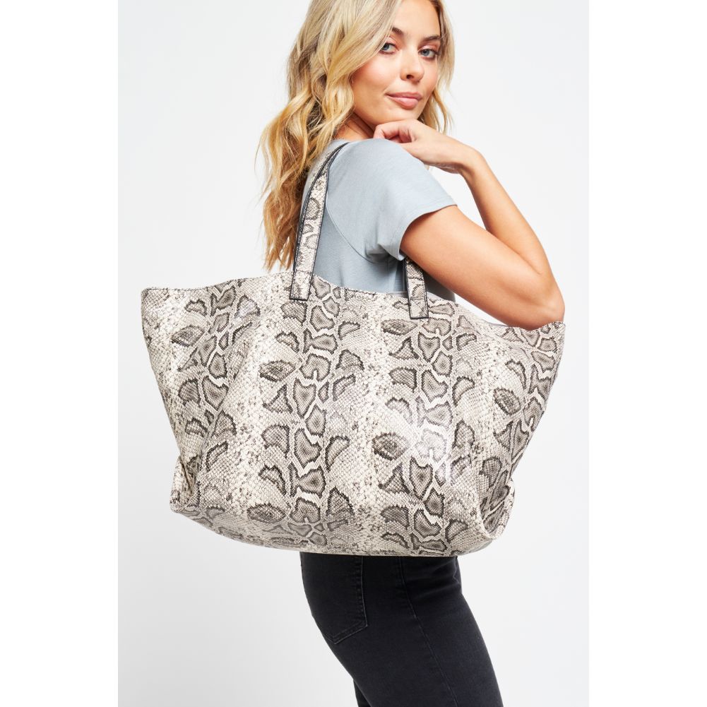 Woman wearing Black White Urban Expressions Mylah Tote 840611176448 View 2 | Black White