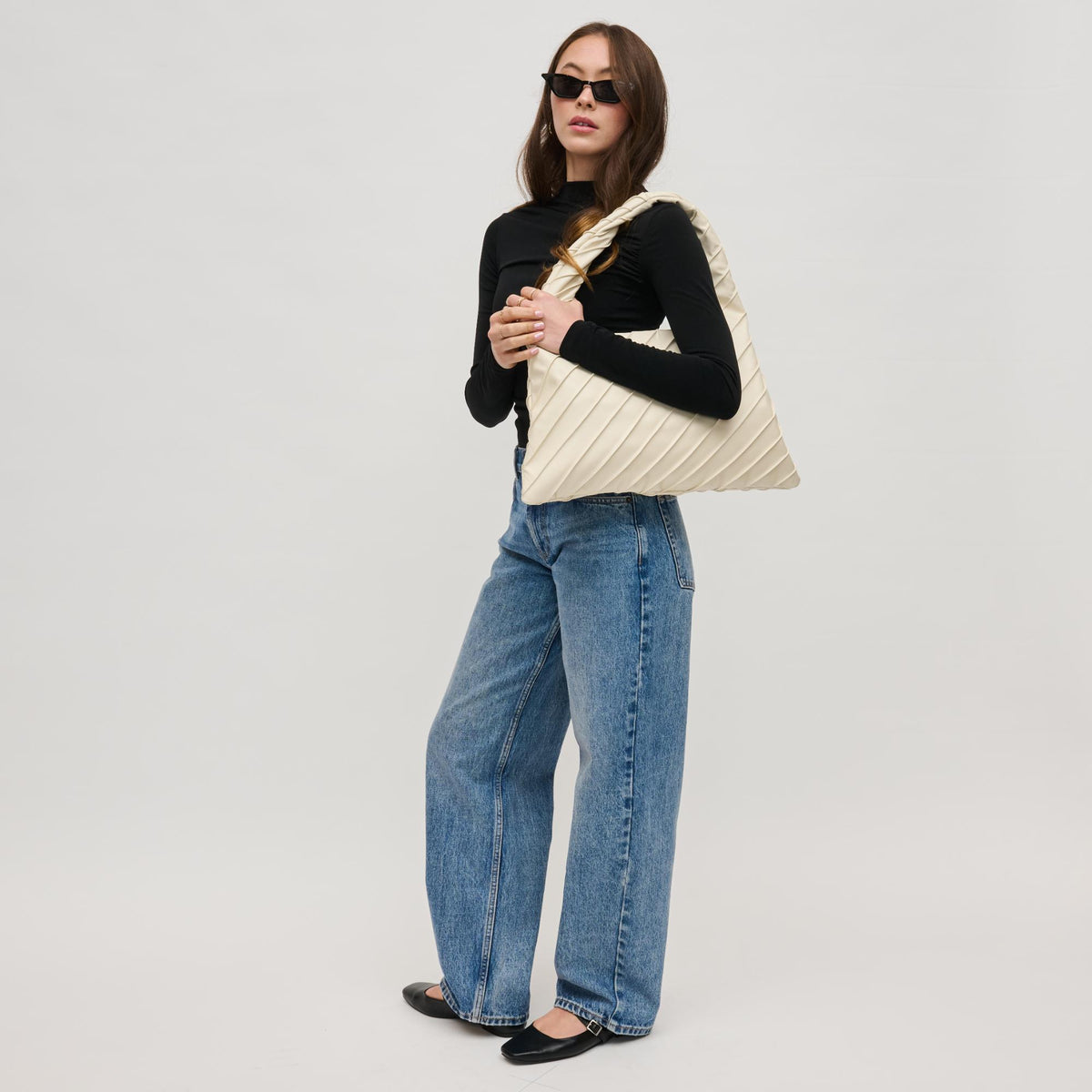 Woman wearing Bone Urban Expressions Allie Hobo 840611156853 View 3 | Bone