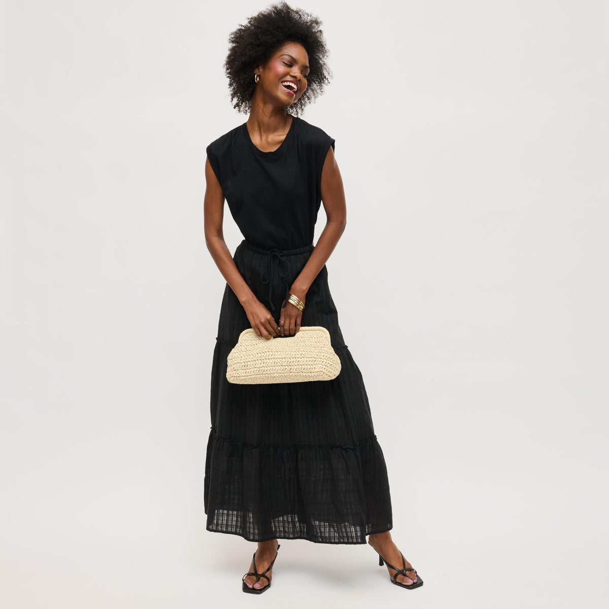 Woman wearing Ivory Urban Expressions Lani Clutch 840611151612 View 3 | Ivory