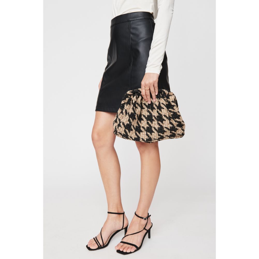 Woman wearing Houndstooth Urban Expressions Myra Clutch 840611101112 View 2 | Houndstooth