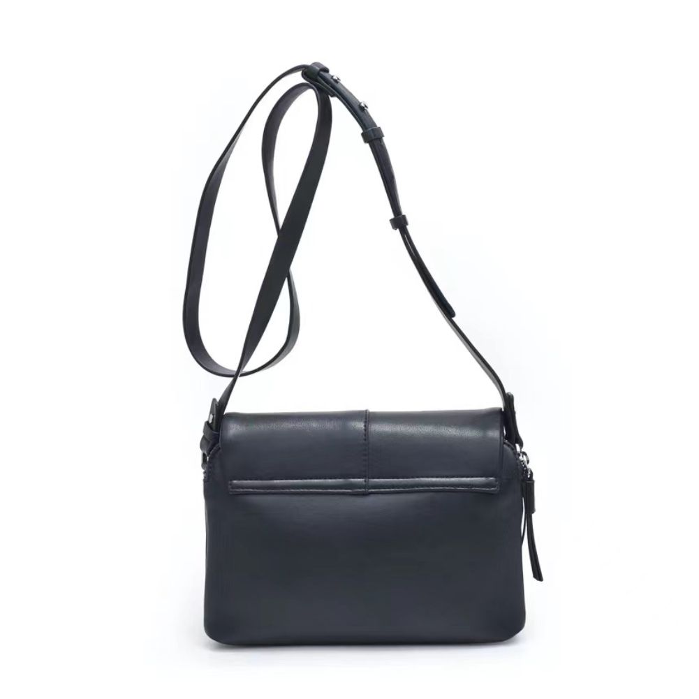 Product Image of Urban Expressions Avonlea Crossbody 840611121189 View 7 | Black