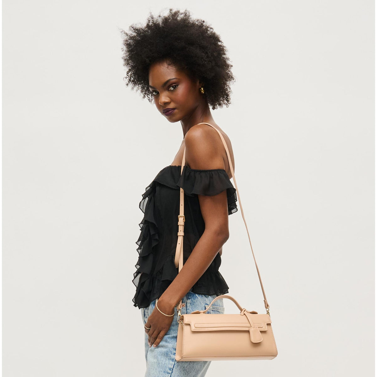 Woman wearing Natural Urban Expressions Susie Crossbody 840611152831 View 1 | Natural