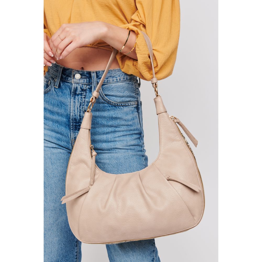 Woman wearing Natural Urban Expressions Leora Hobo 818209010221 View 4 | Natural