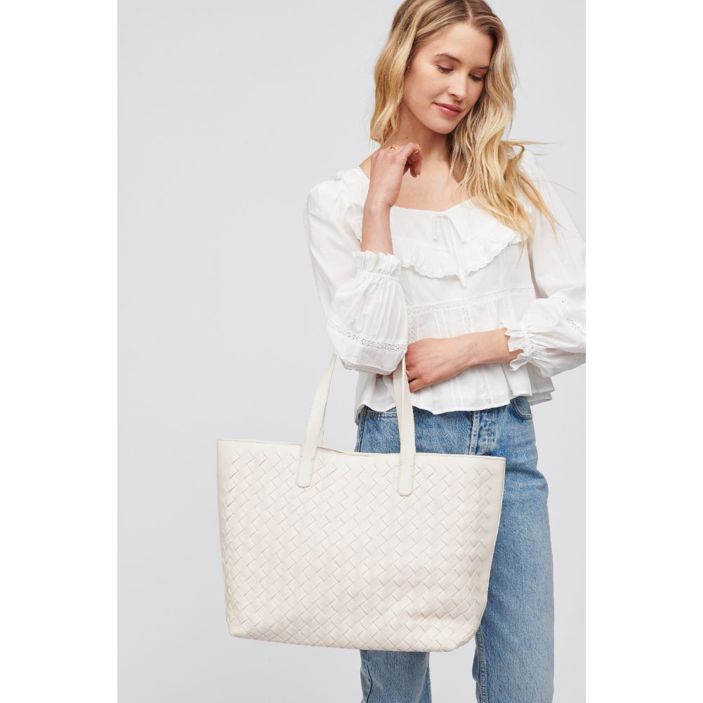 Woman wearing Cream Urban Expressions Valencia - Woven Tote 840611101617 View 2 | Cream