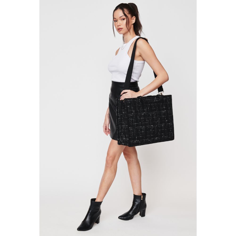 Woman wearing Black Urban Expressions Iona Tote 840611102430 View 3 | Black