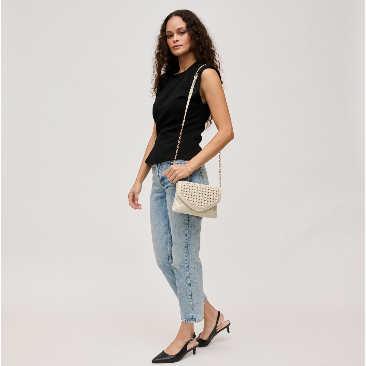 Woman wearing Oatmilk Urban Expressions Emma Crossbody 840611126375 View 2 | Oatmilk