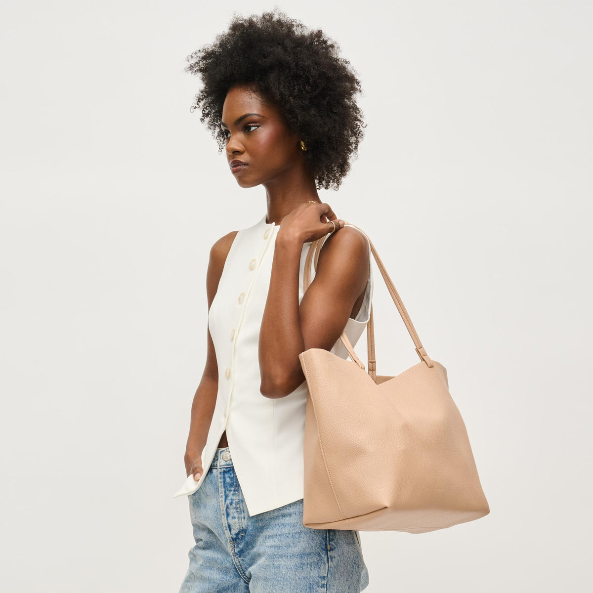 Woman wearing Natural Urban Expressions Alma Tote 840611146823 View 2 | Natural