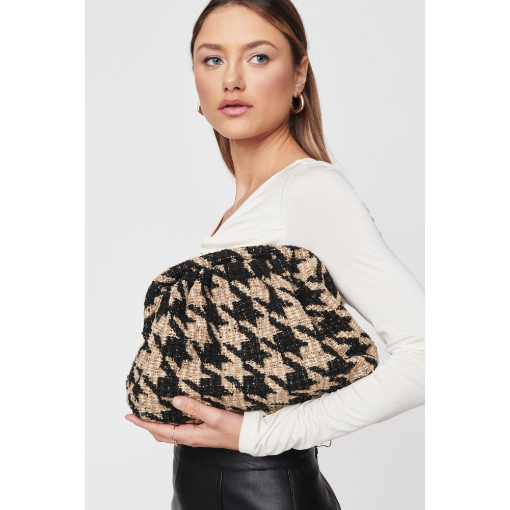 Woman wearing Houndstooth Urban Expressions Myra Clutch 840611101112 View 1 | Houndstooth