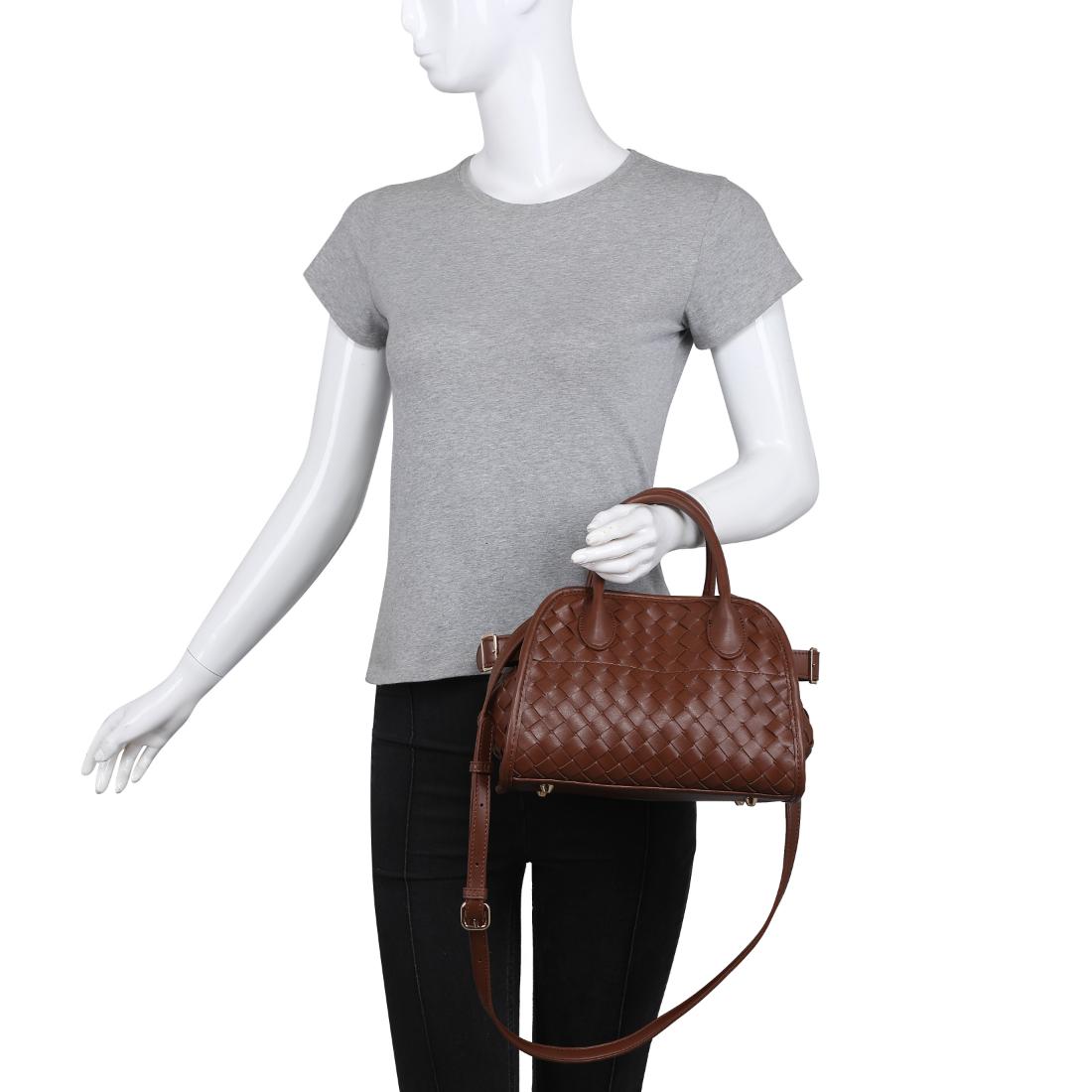 Product Image of Urban Expressions Kristie Crossbody 840611144942 View 5 | Chocolate