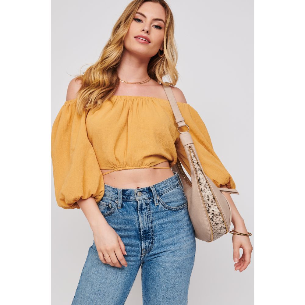 Woman wearing Natural Urban Expressions Leora Hobo 818209010221 View 2 | Natural