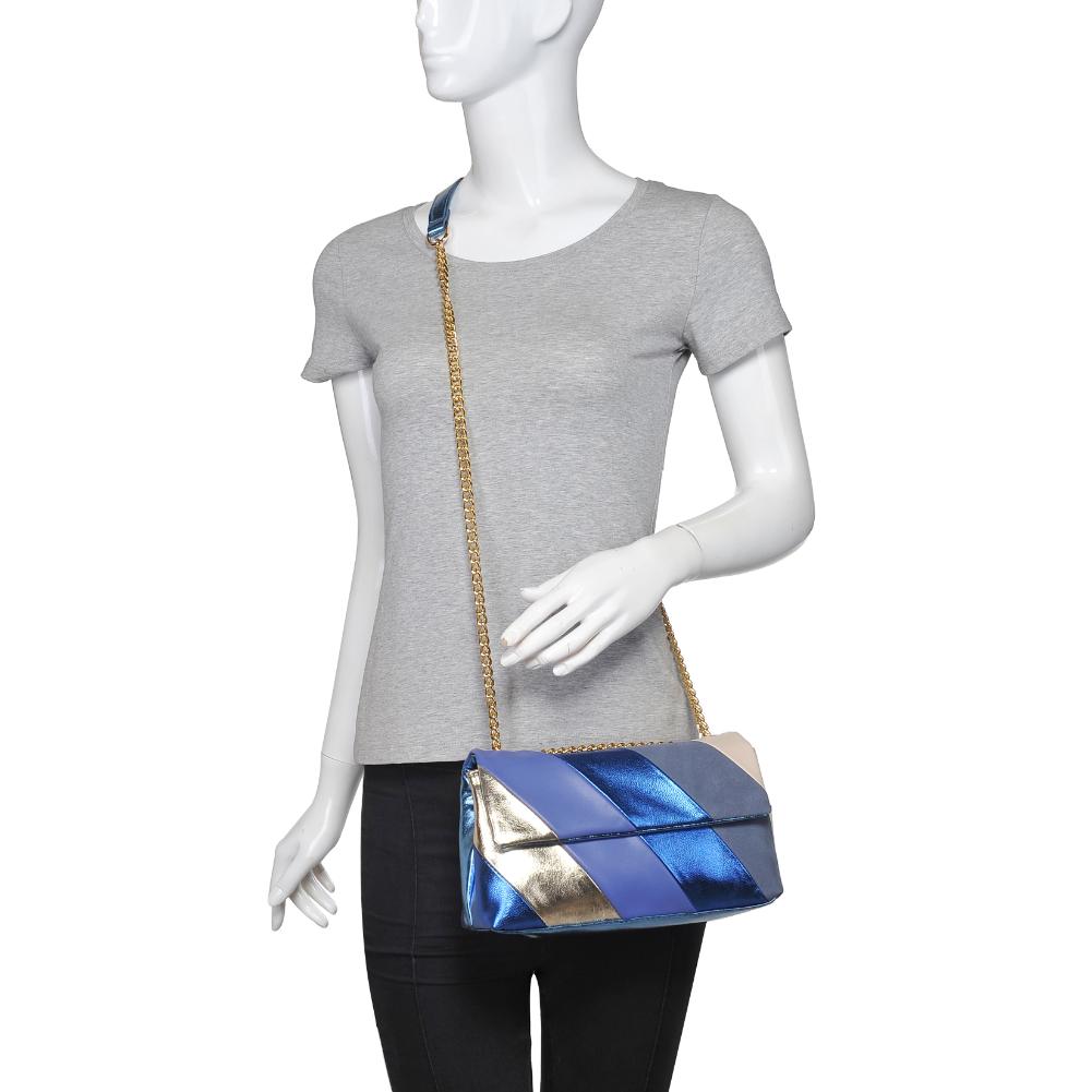 Product Image of Urban Expressions Rayne Crossbody 840611128294 View 5 | Navy Combo