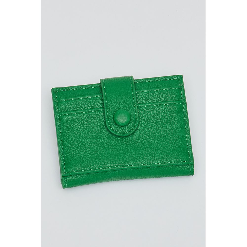 Woman wearing Kelly Green Urban Expressions Lola Card Holder 840611112903 View 1 | Kelly Green