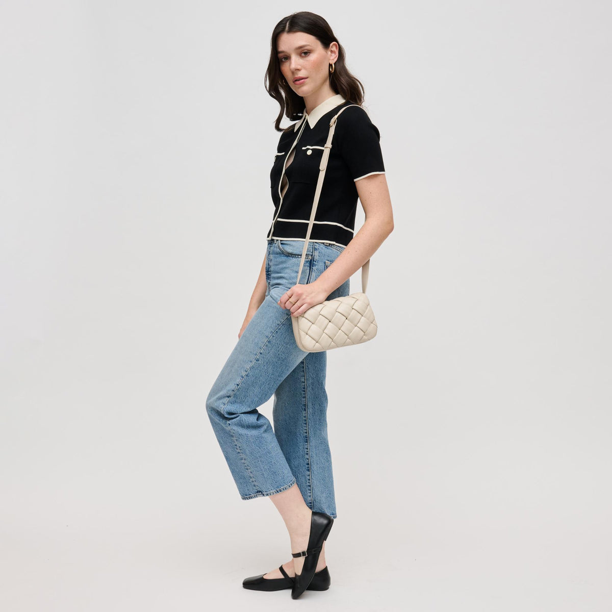 Woman wearing Oatmilk Urban Expressions Daphne Crossbody 840611134905 View 2 | Oatmilk