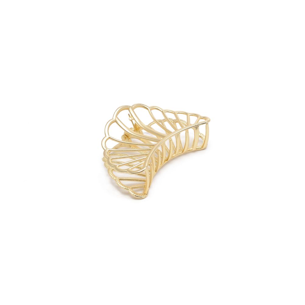 Product Image of Urban Expressions Clam Seashell Metal Claw Hair Claw 818209014137 View 5 | Matte Gold