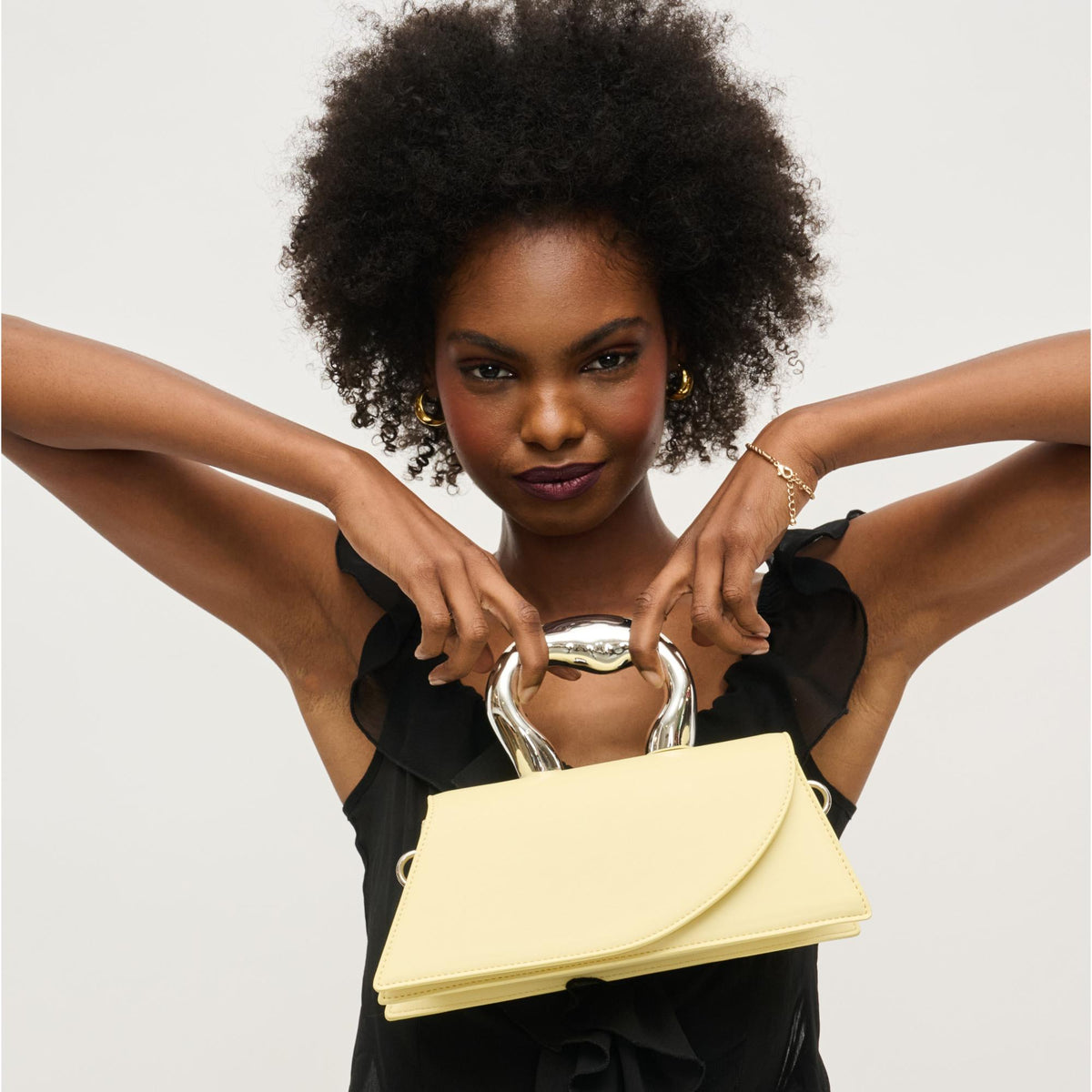 Woman wearing Butter Urban Expressions Alexander Crossbody 840611157041 View 2 | Butter