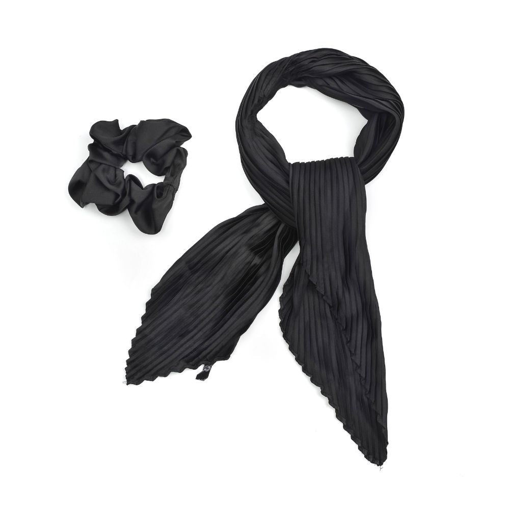 Product Image of Urban Expressions Scarf Scrunchie Scrunchie 818209014069 View 6 | Black