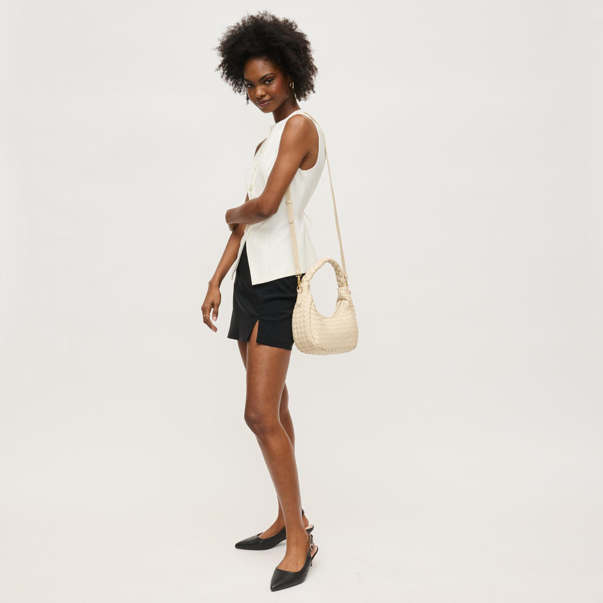 Woman wearing Oatmilk Urban Expressions Laken Crossbody 840611144577 View 4 | Oatmilk