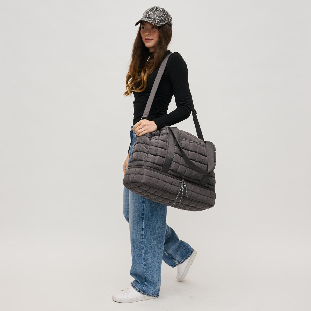 Woman wearing Carbon Urban Expressions Globetrotter Weekender 840611143488 View 2 | Carbon