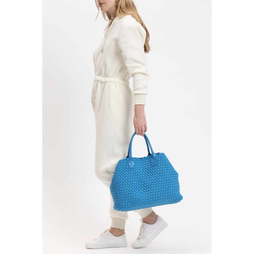 Woman wearing Ocean Urban Expressions Ithaca - Woven Neoprene Tote 840611107909 View 4 | Ocean