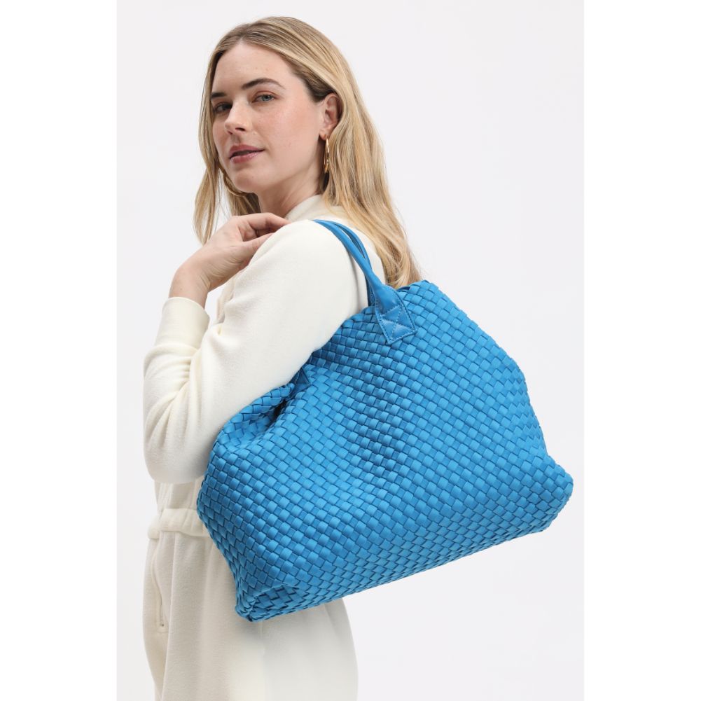 Woman wearing Ocean Urban Expressions Ithaca - Woven Neoprene Tote 840611107909 View 2 | Ocean