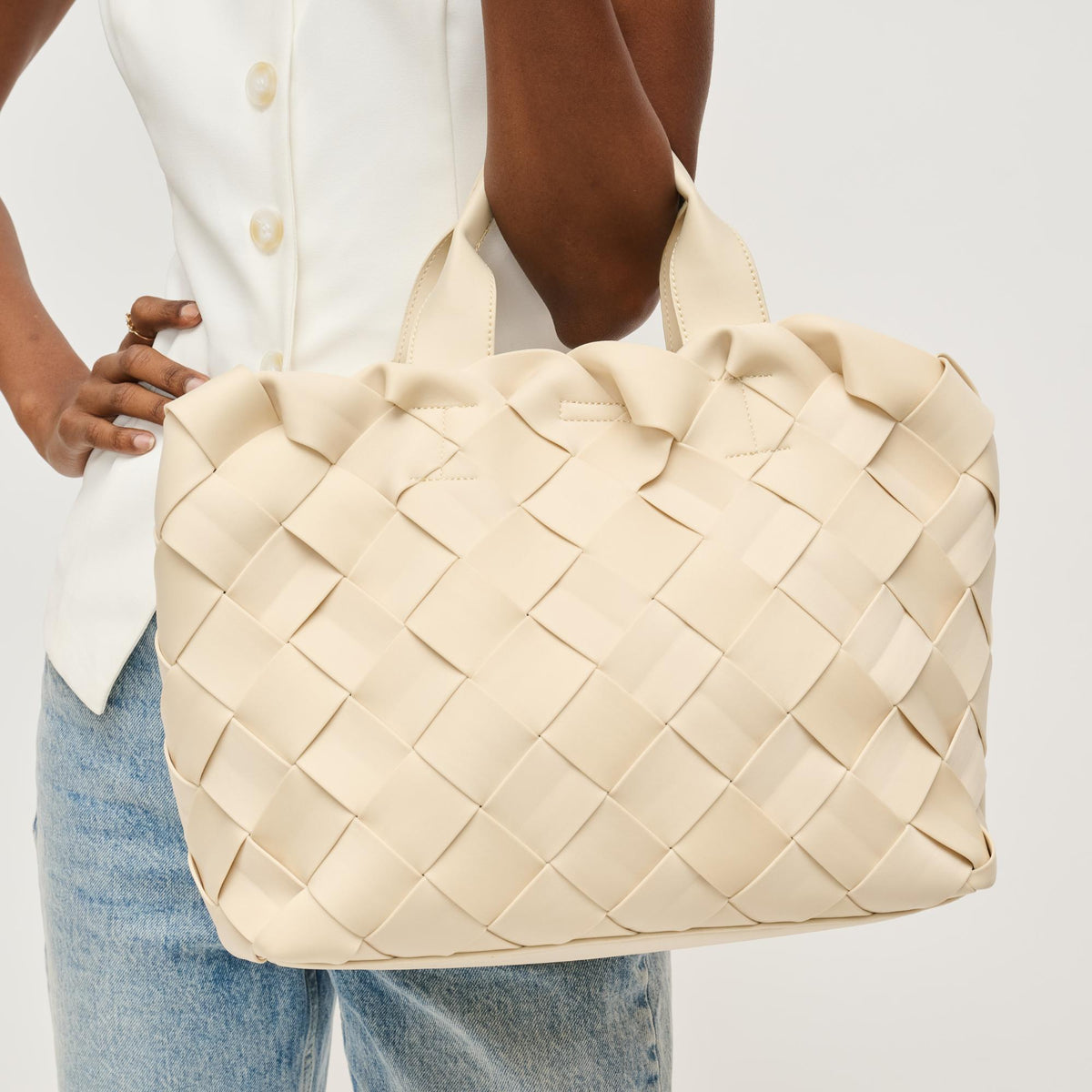 Woman wearing Cream Urban Expressions Ruth Tote 840611146762 View 1 | Cream