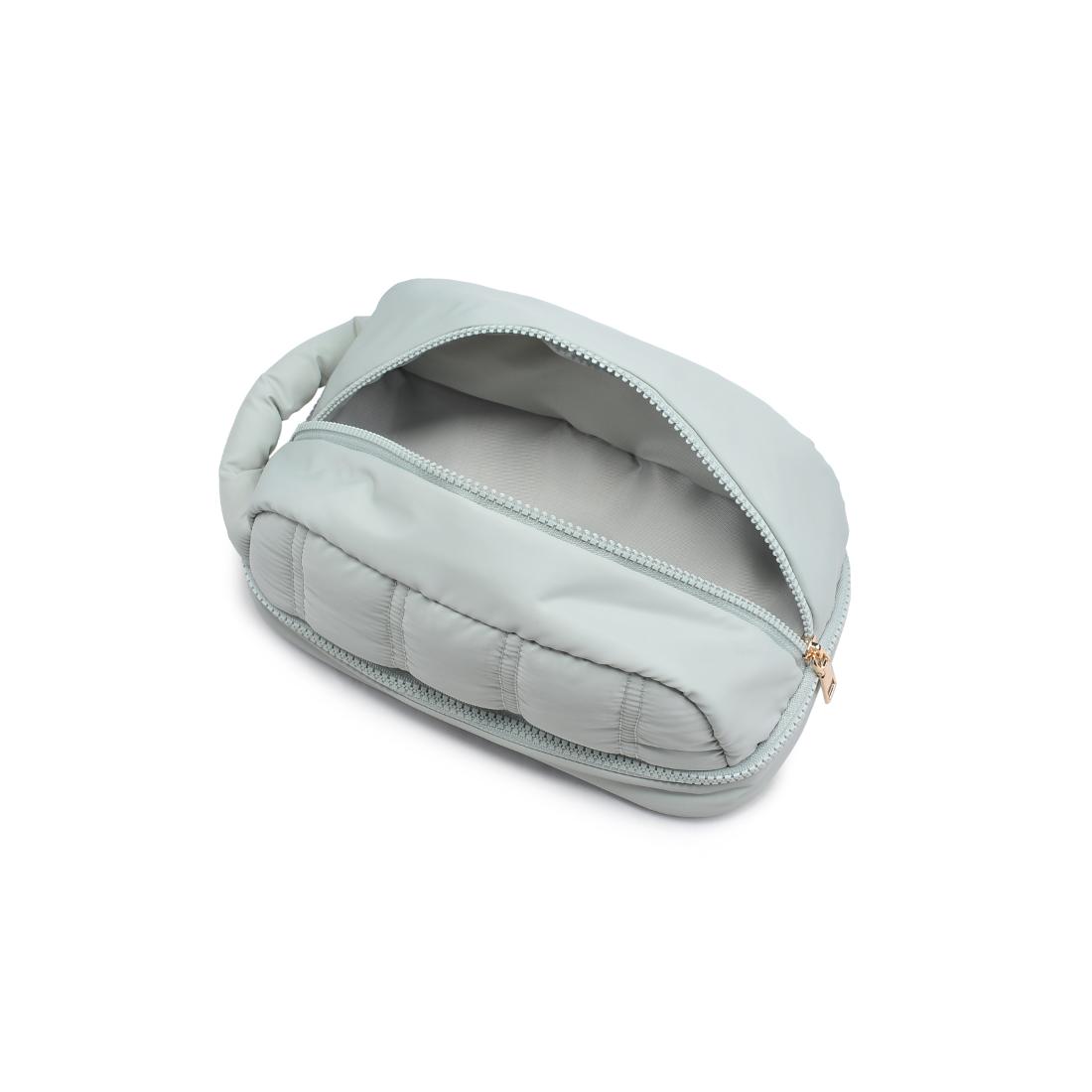 Product Image of Urban Expressions Jet - Nylon Dopp Kit 840611195272 View 7 | Sage