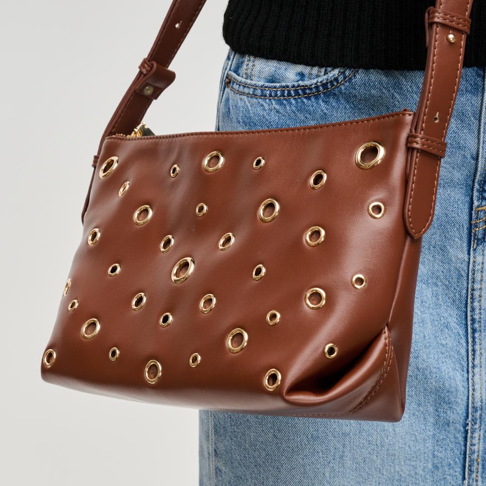 Woman wearing Chocolate Urban Expressions Taran Crossbody 840611194282 View 4 | Chocolate