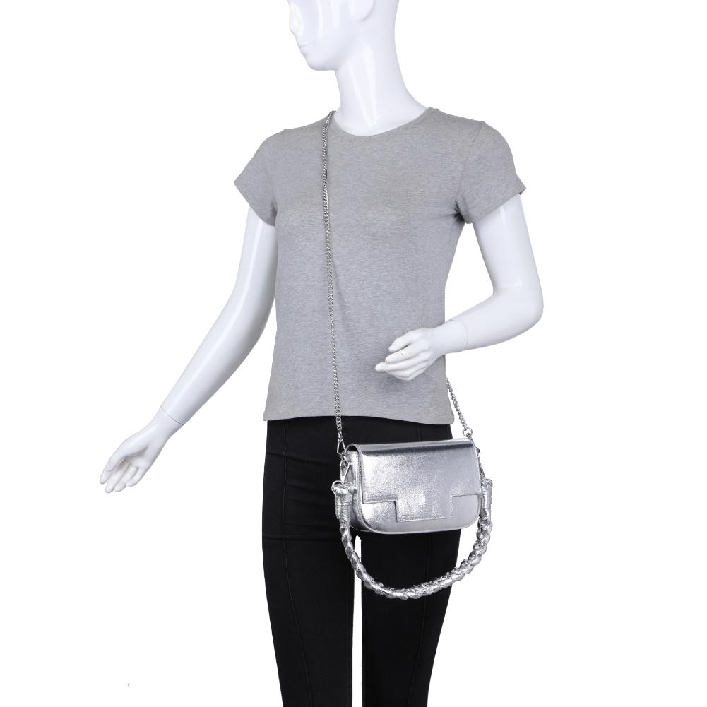 Product Image of Urban Expressions Tessa Crossbody 840611124791 View 5 | Silver