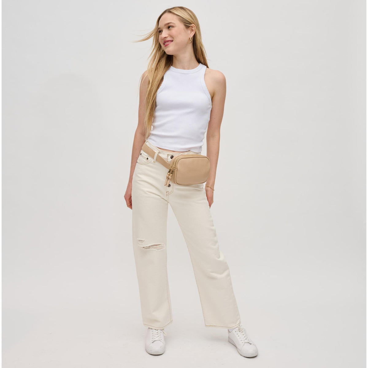 Woman wearing Natural Urban Expressions Jaxx Belt Bag 840611191717 View 3 | Natural