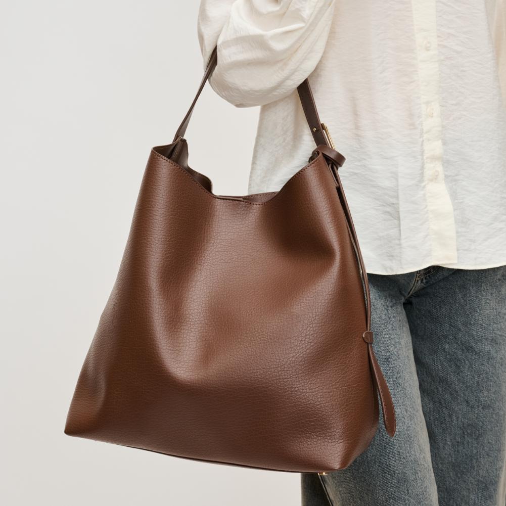 Woman wearing Chocolate Urban Expressions Zelda Hobo 840611139191 View 4 | Chocolate