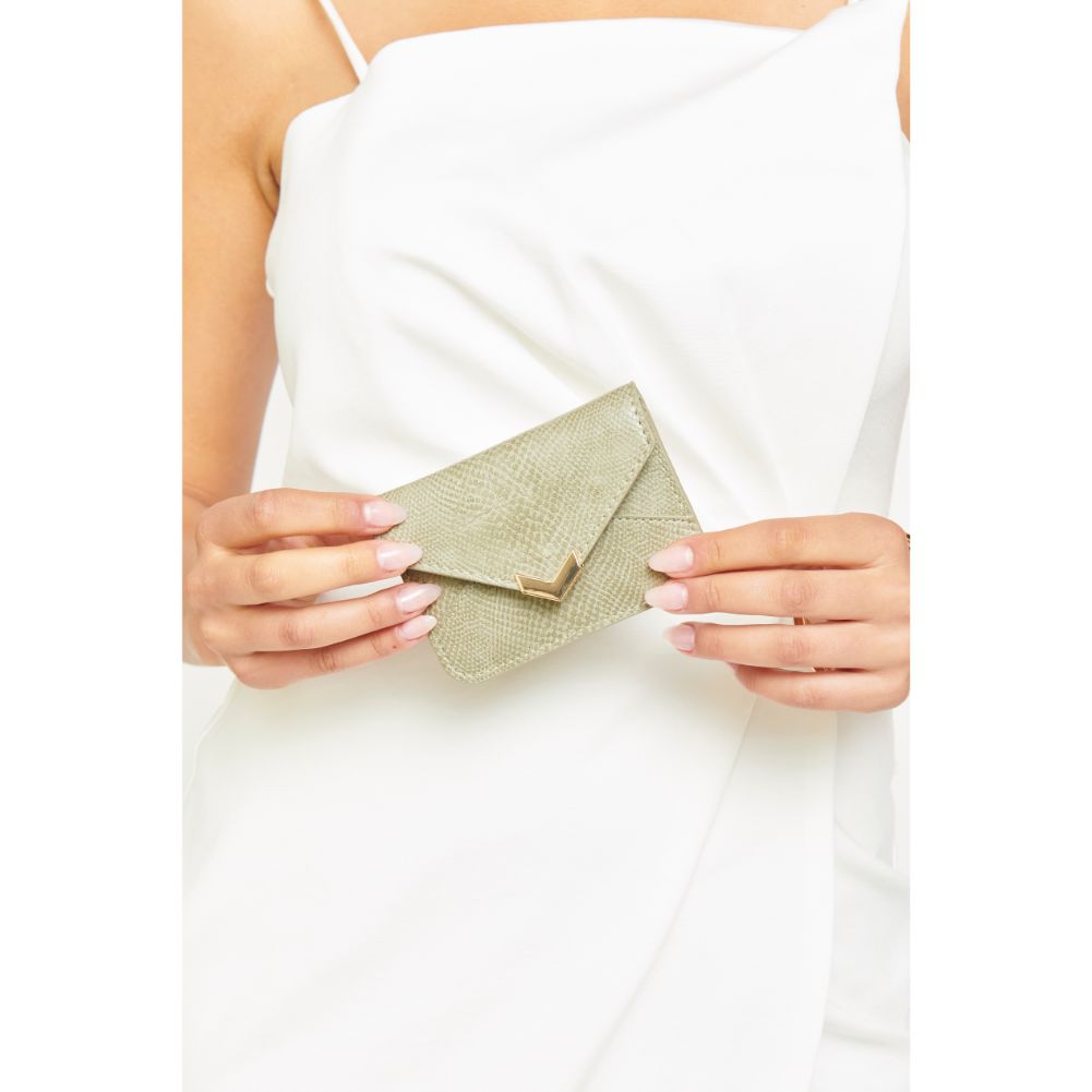 Woman wearing Sage Urban Expressions Dee Card Holder 840611175069 View 2 | Sage