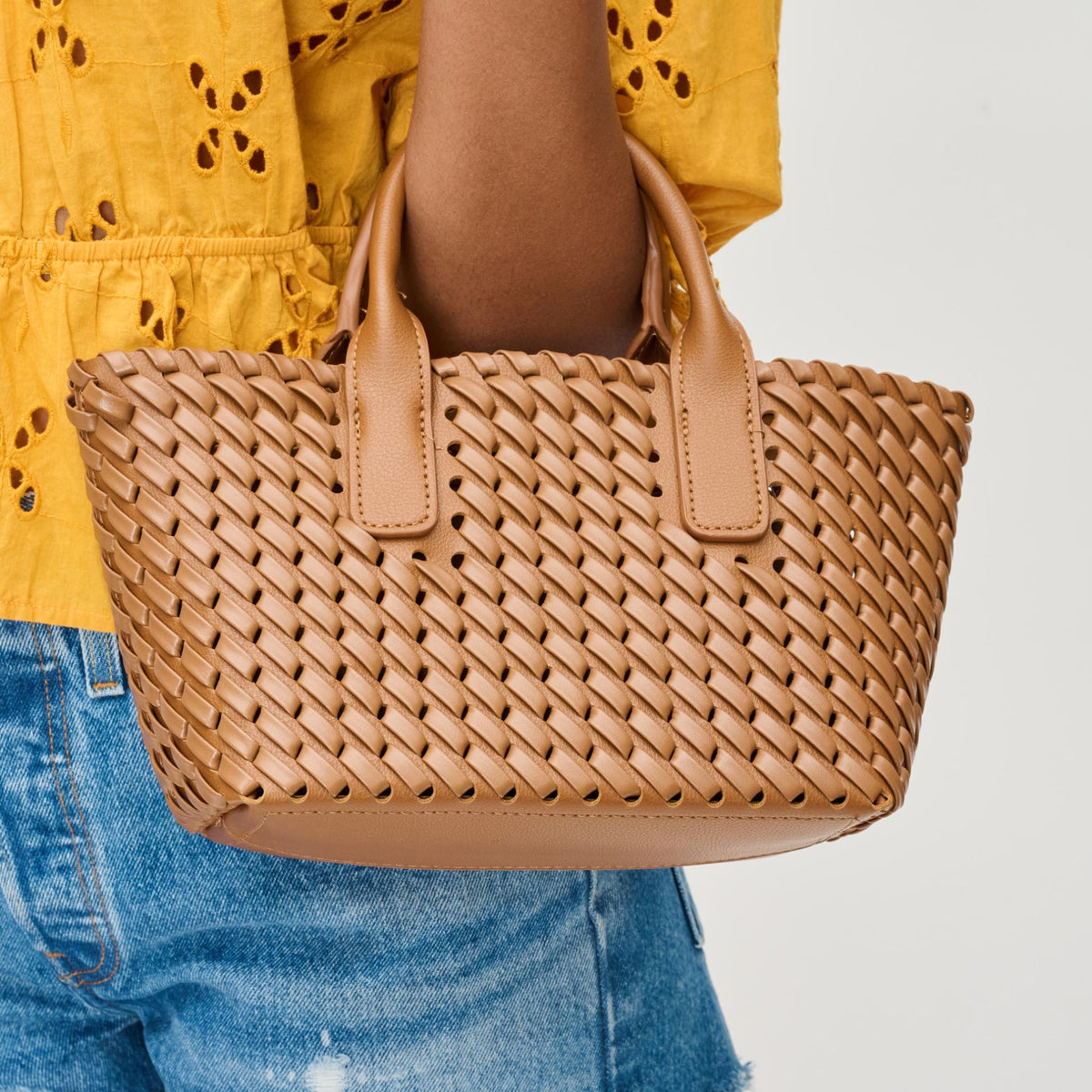 Woman wearing Tan Urban Expressions Paisley Tote 840611126320 View 1 | Tan