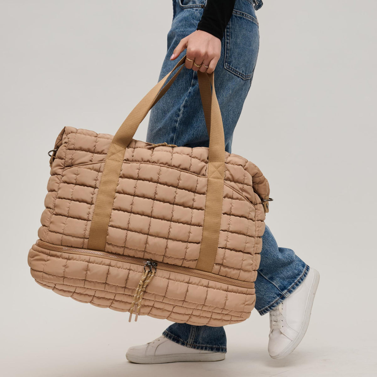 Woman wearing Natural Urban Expressions Globetrotter Weekender 840611143495 View 1 | Natural