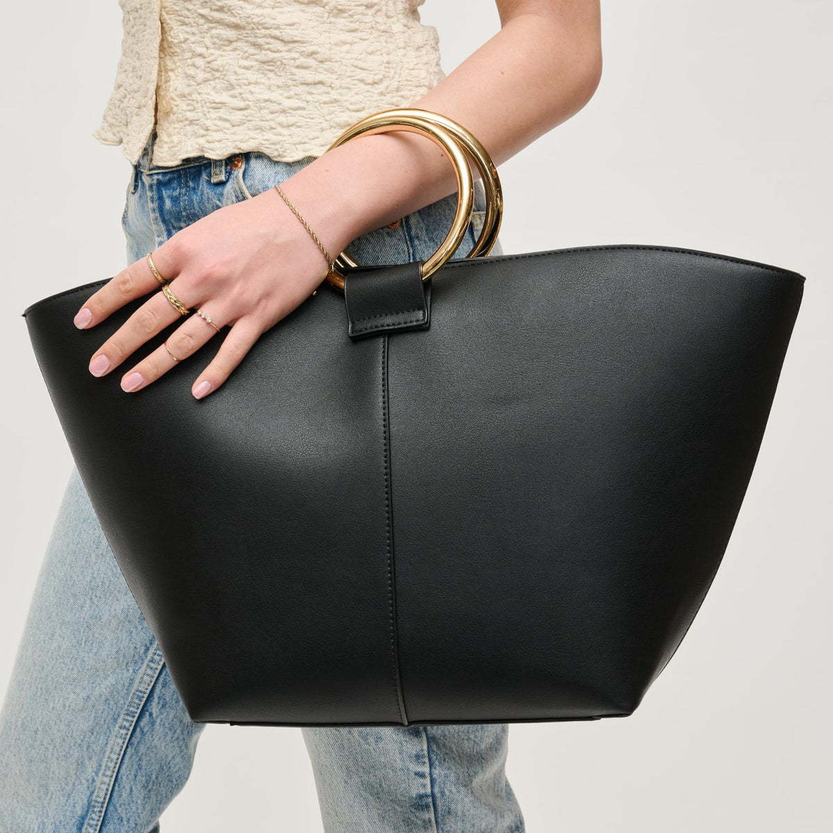 Woman wearing Black Urban Expressions Alexa Tote 840611151100 View 1 | Black